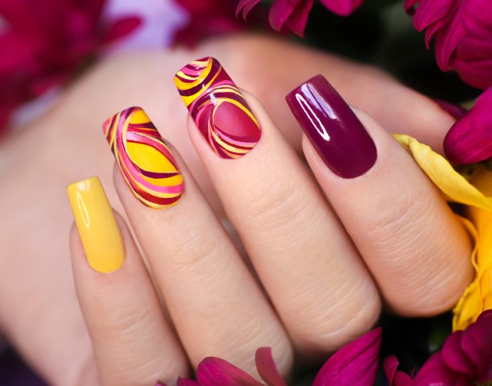 Nail,Design,On,Shiny,And,Matte,Nail,Polish,With,Smooth